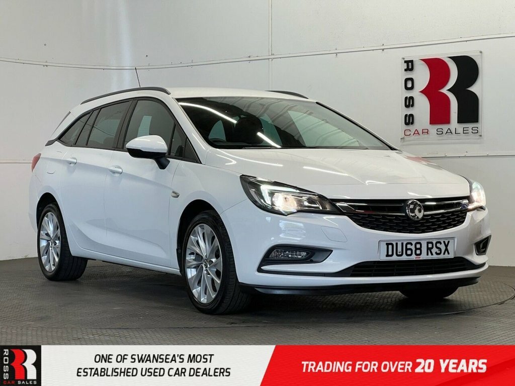 Vauxhall Astra 1L Design White