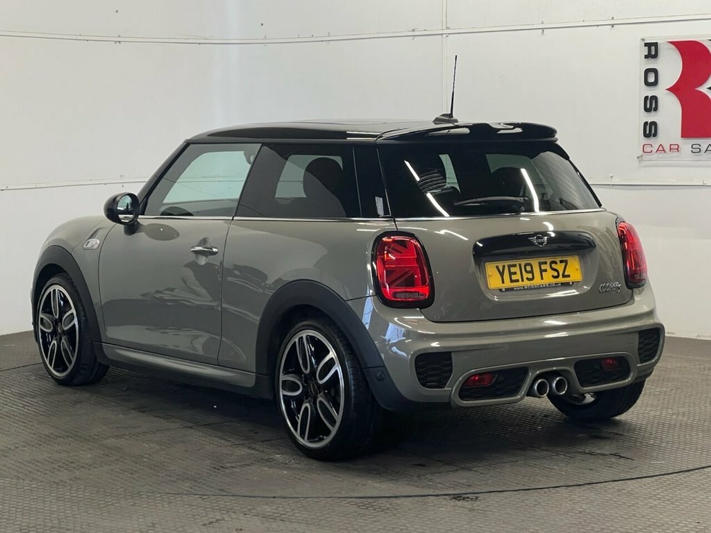 Mini Hatch 2L Cooper S Sport YE19FSZ Grey #5