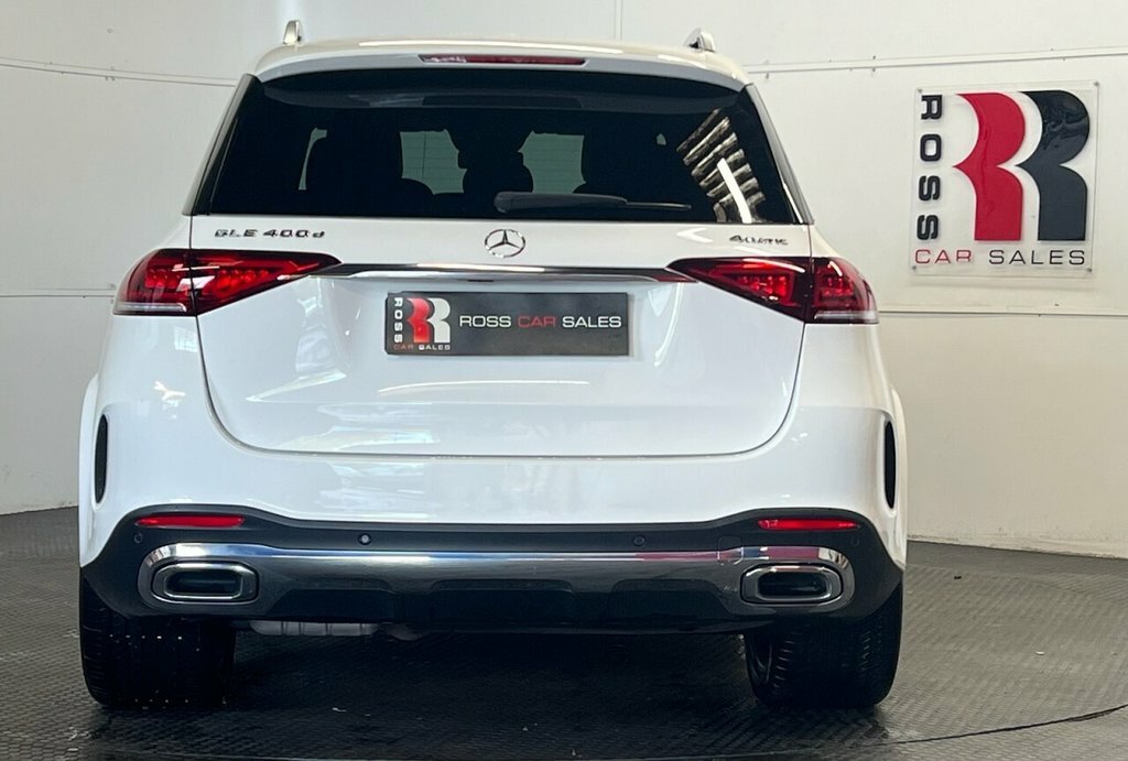 Mercedes-Benz GLE Class 2.9L Gle 400 D 4Matic Amg Line Premium Plus P70AMY White #4