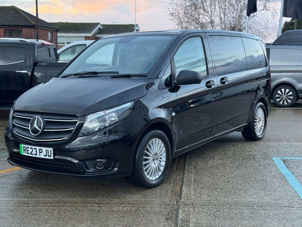 Mercedes-Benz eVito Mercedes-benz Evito 100Kwh Pro Tourer Black