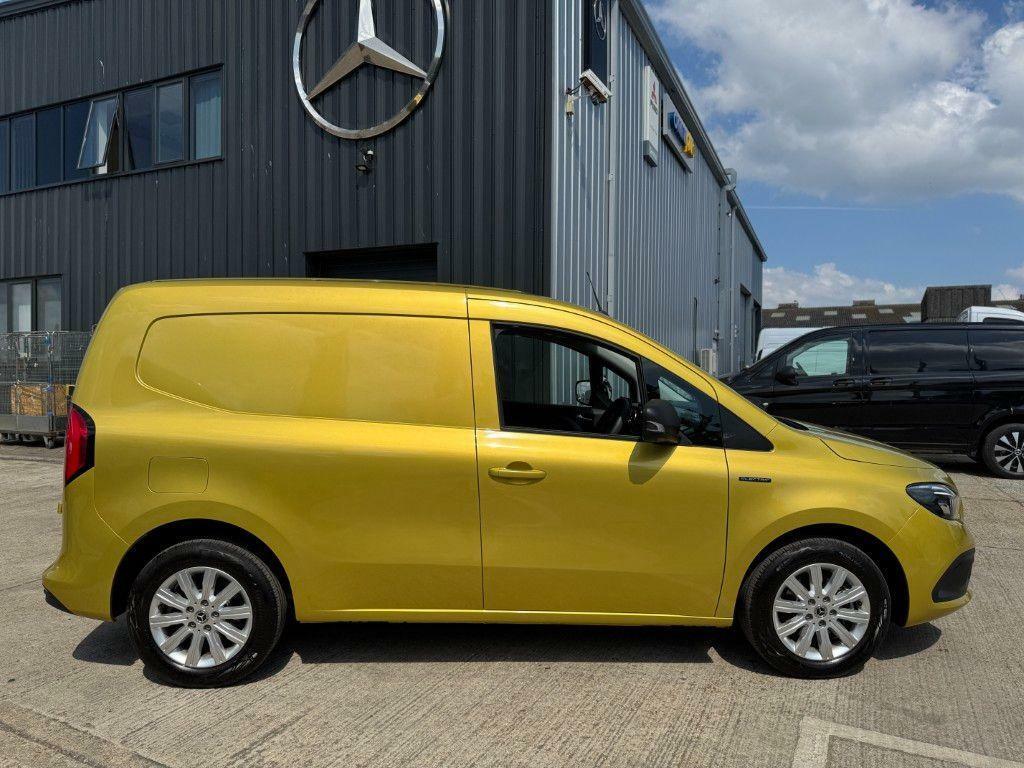 Mercedes-Benz 45Kwh Premium L1 RX73TTU Yellow #4