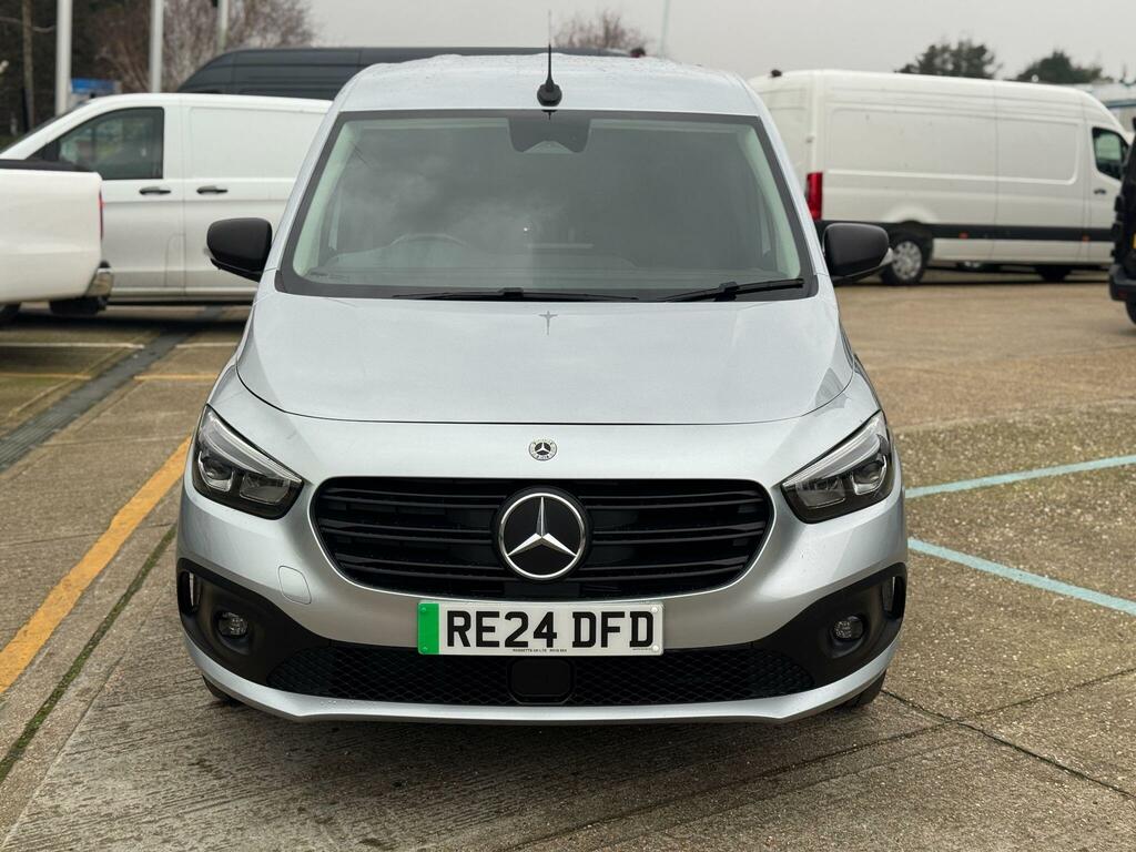 Mercedes-Benz 45Kwh Premium L1 RE24DFD Silver #2