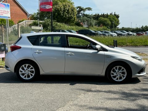 Toyota Auris Vvt-i Hybrid Business Silver