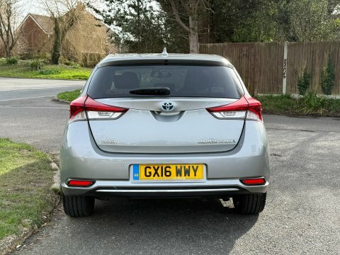 Toyota Auris Vvt-i Excel Hybrid GX16WWY Grey #5