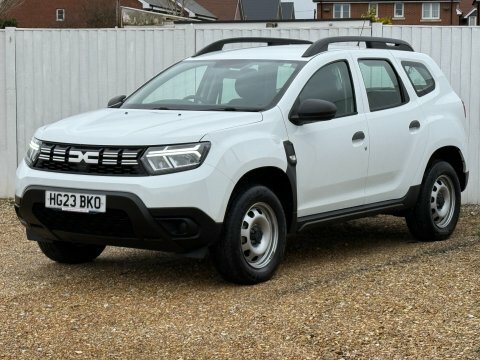 Dacia Duster Essential Tce White