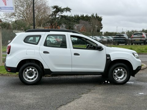 Dacia Duster Essential Tce HG23BKO White #2
