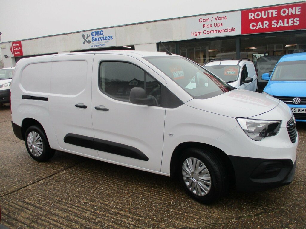 Vauxhall Combo 1.5 Turbo D 2300 Prime L2 H1 Euro 6 Ss 6Dr DV24SWU White #6