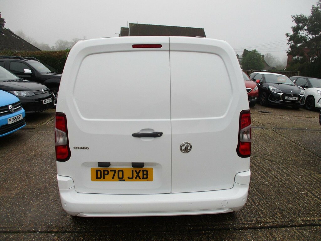 Vauxhall Combo 1.6 Turbo D 2300 Sportive L1 H1 Euro 6 Ss DP70JXB White #4