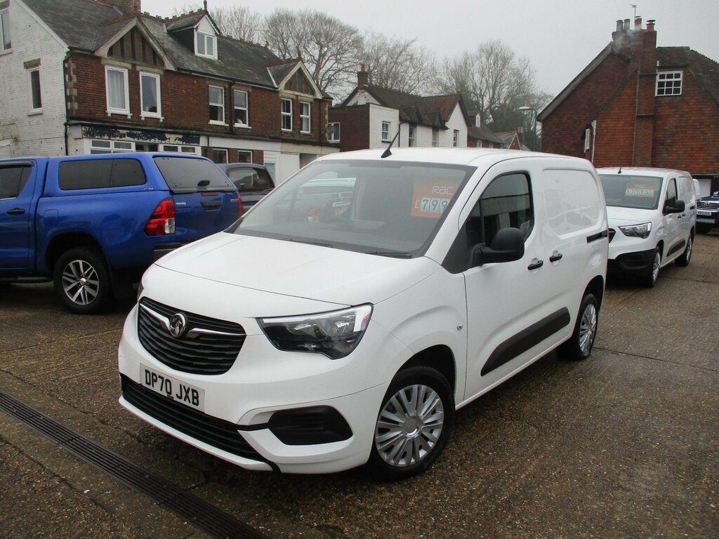 Vauxhall Combo 1.6 Turbo D 2300 Sportive L1 H1 Euro 6 Ss White