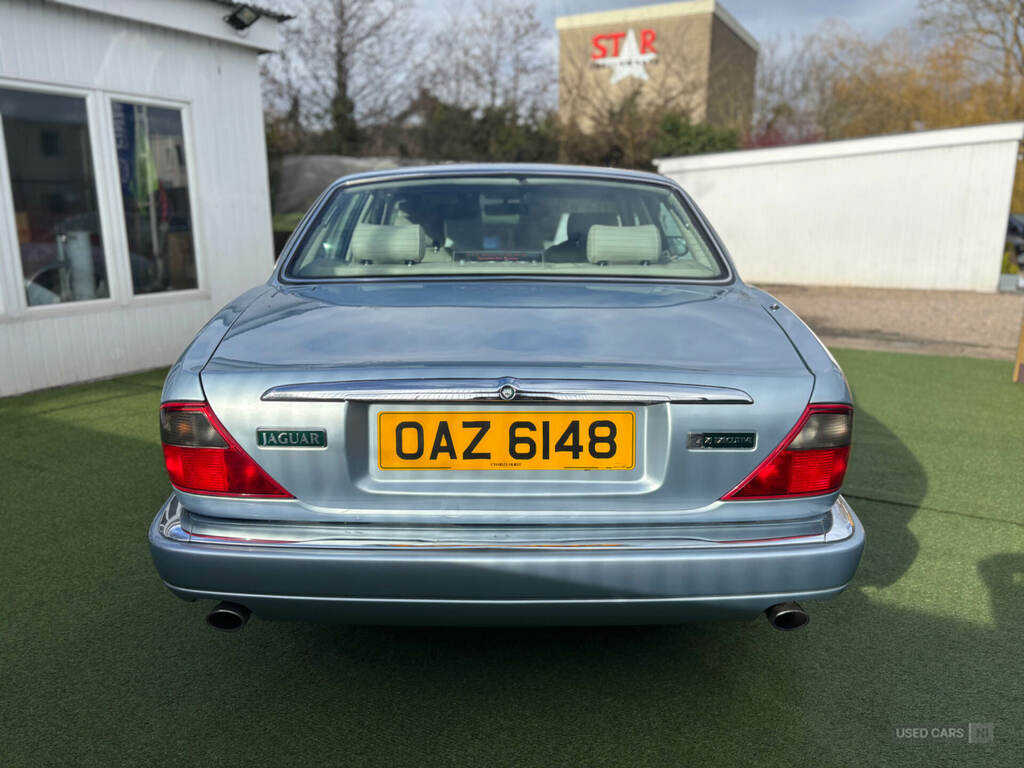 Jaguar XJ 3.2 Executive Silver #5