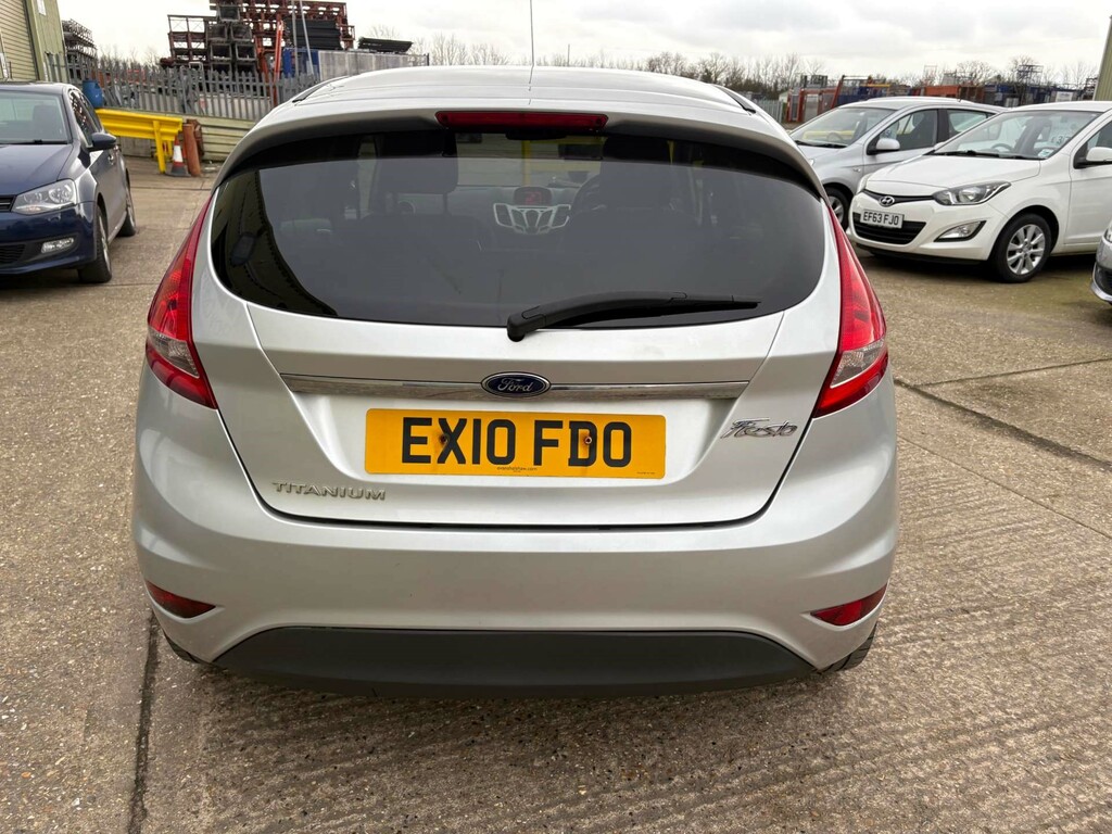 Ford Fiesta Titanium 96 EX10FDO Silver #6