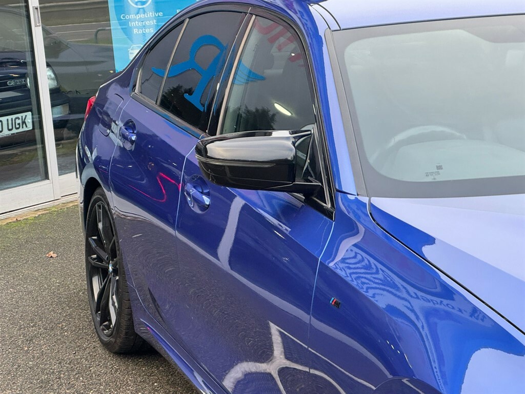 BMW 3 Series M Sport GU69NPJ Blue #3