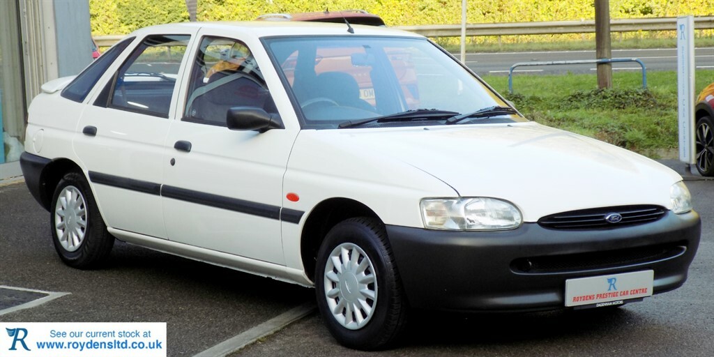 Ford Escort Encore White