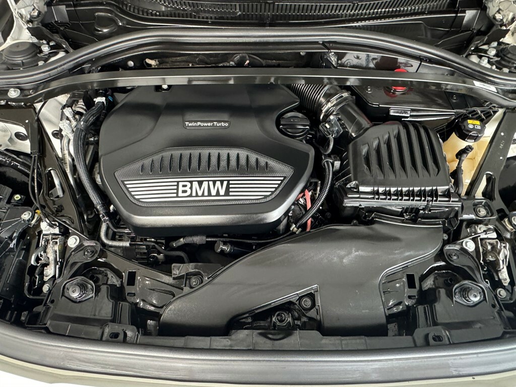 BMW 1 Series M Sport YF70RYW White #4