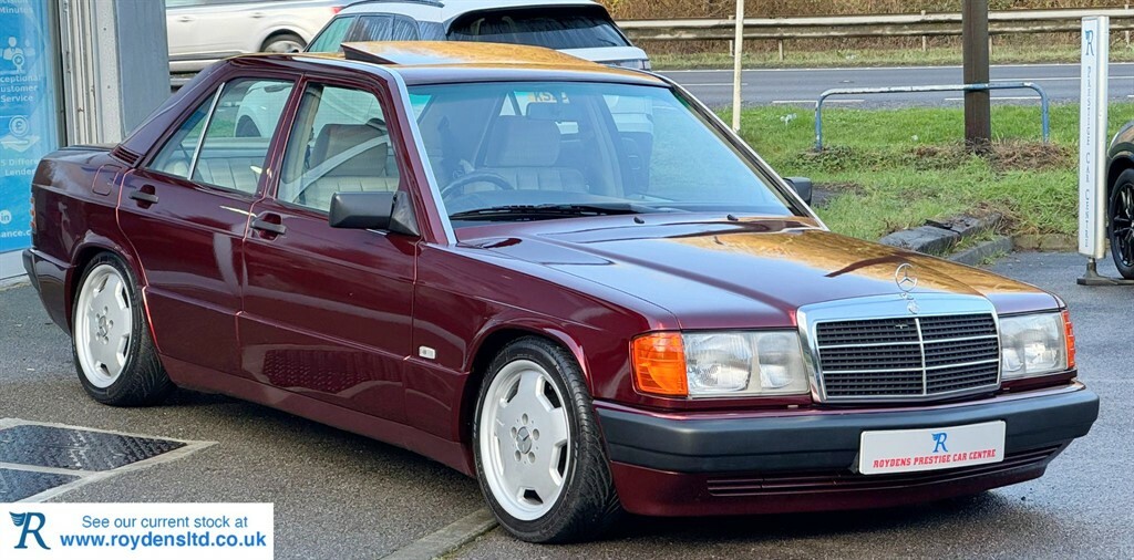 Mercedes-Benz 190 E Auto Red