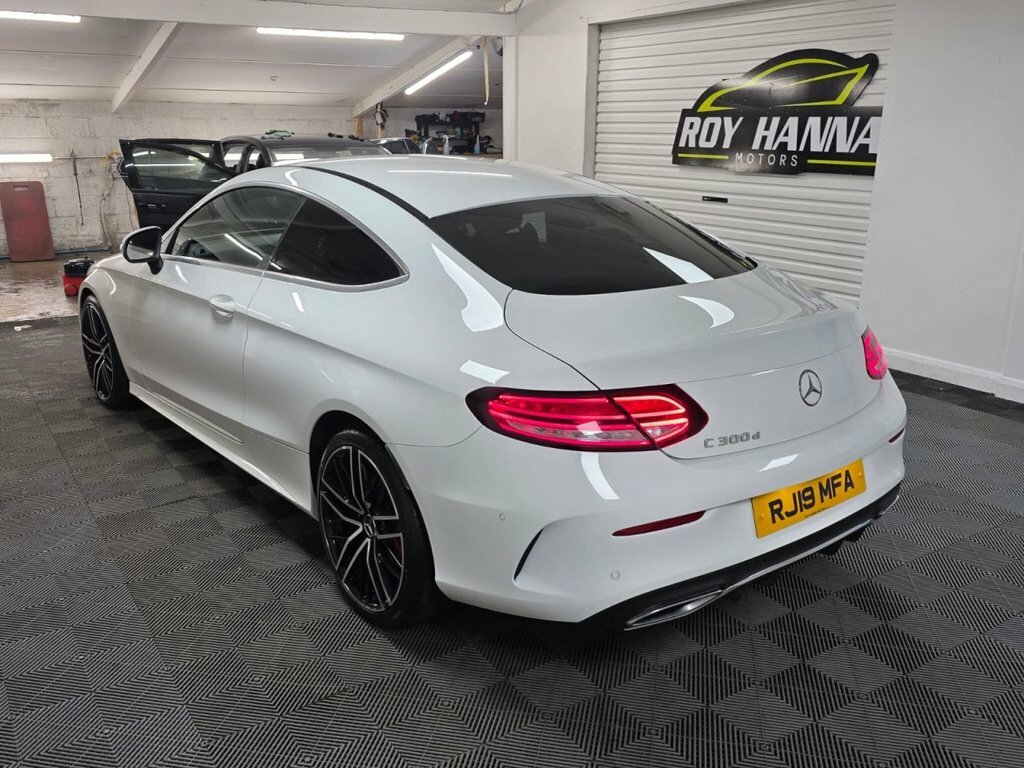 Mercedes-Benz C Class 2.0 C300d Amg Line Premium Coupe G-tr RJ19MFA White #2