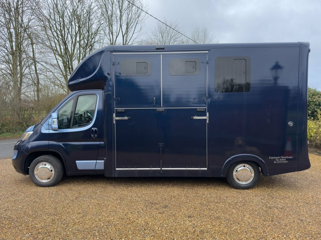 Citroen Relay 2.2L Enterprise YF70URZ White #4