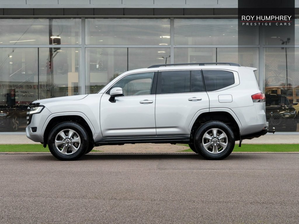 Toyota Land Cruiser VX 3.3L Twin Turbo V6 Silver #6