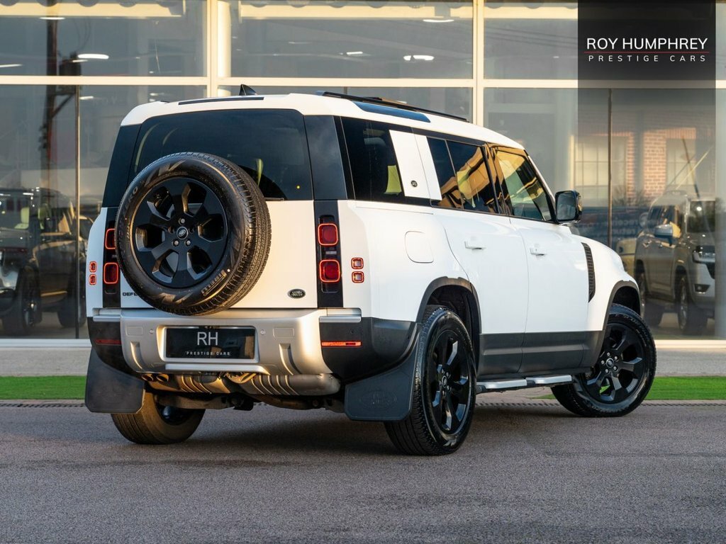 Land Rover Defender 3.0 D250 Mhev Se Suv 4Wd Euro 6 S SD72NXL White #2