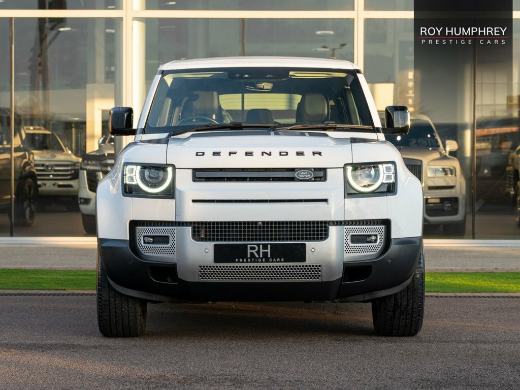 Land Rover Defender 3.0 D250 Mhev Se Suv 4Wd Euro 6 S SD72NXL White #4
