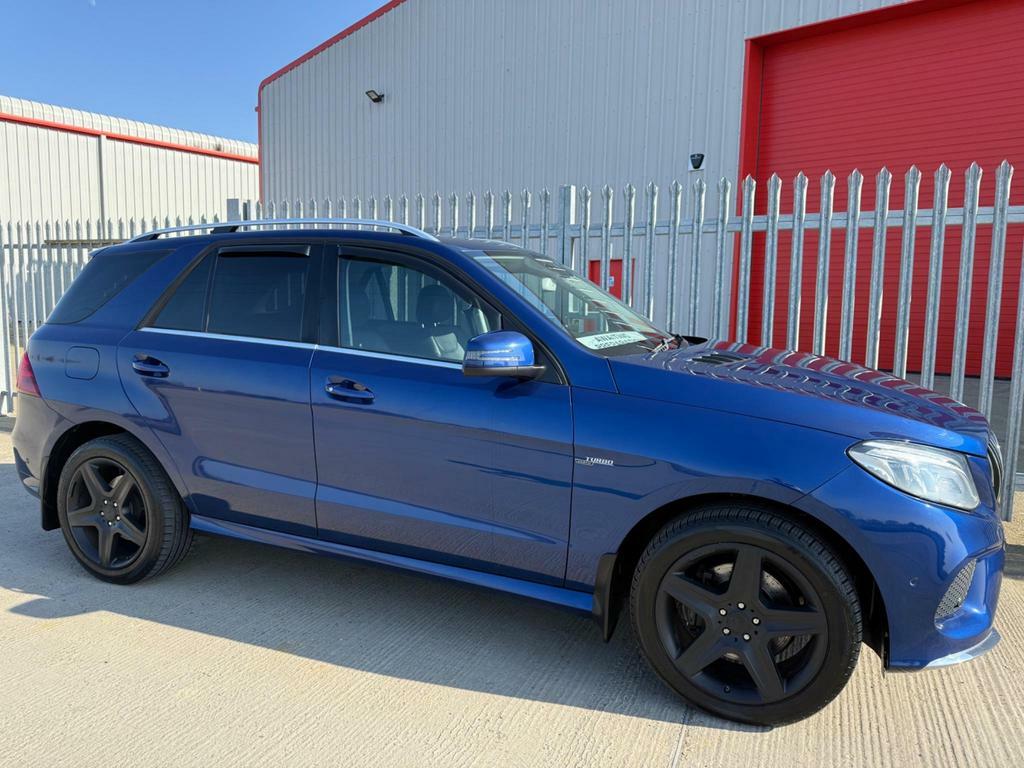Mercedes-Benz GLE Class 3.0 Gle350d V6 Amg Line G-tronic 4Matic Euro 6 S Blue