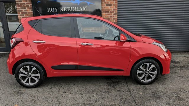 Hyundai I10 1.2 Premium Se Hatchback Euro 6 8 Red