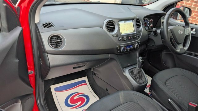 Hyundai I10 1.2 Premium Se Hatchback Euro 6 8 Red #4