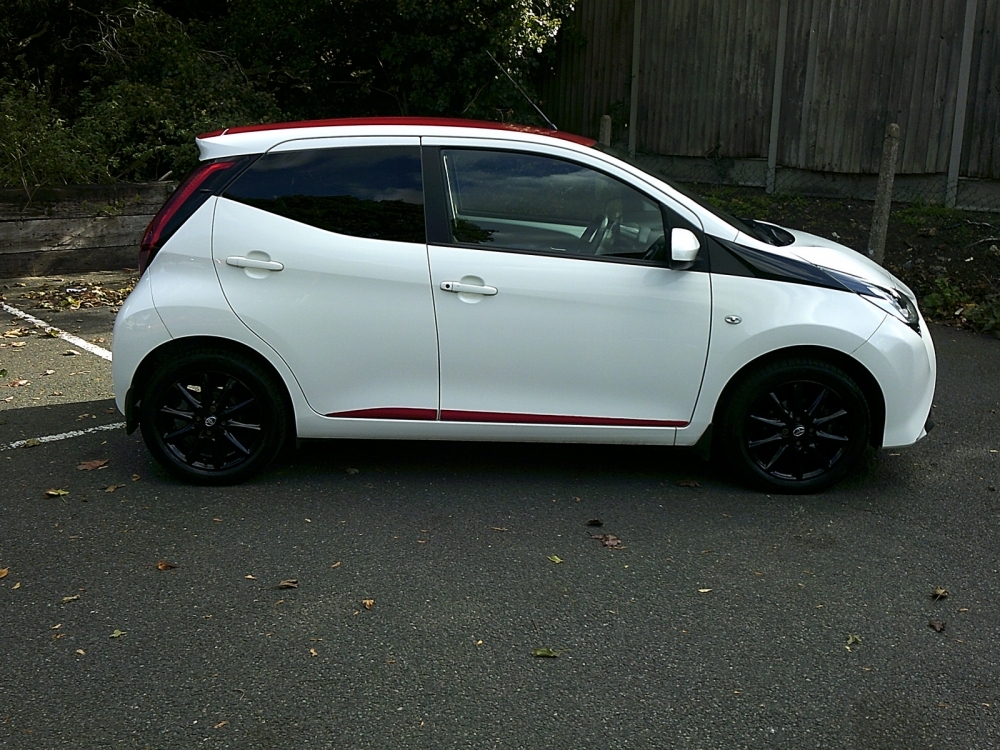 Toyota Aygo 1.0 X-press GC18DHJ  #3