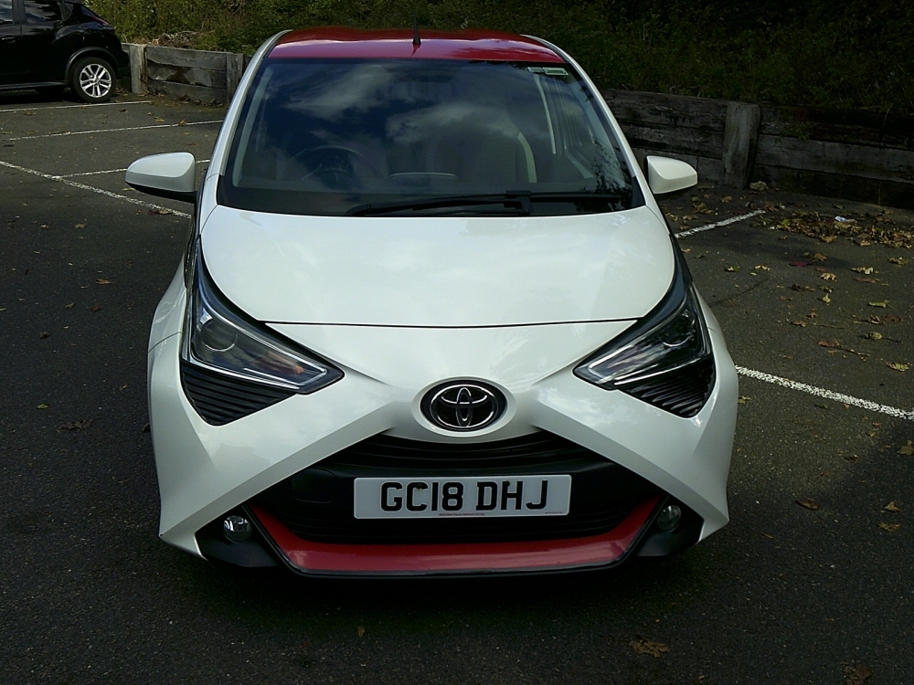 Toyota Aygo 1.0 X-press GC18DHJ  #2