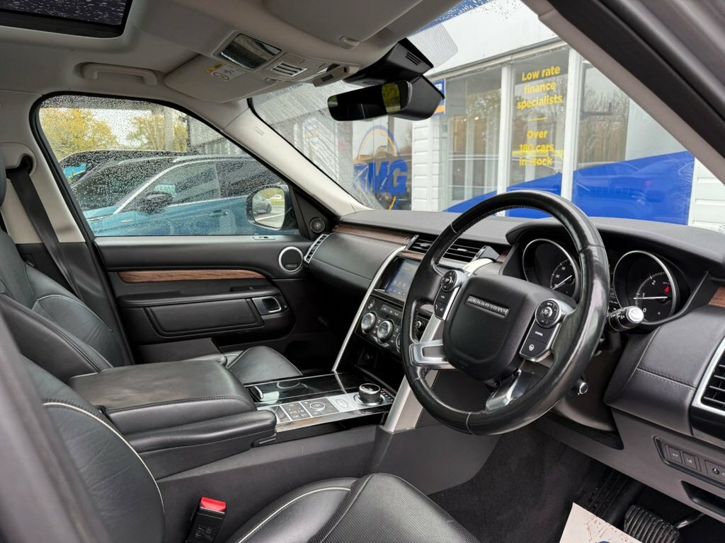 Land Rover Discovery 3L Hse Luxury EX67XJD Grey #3