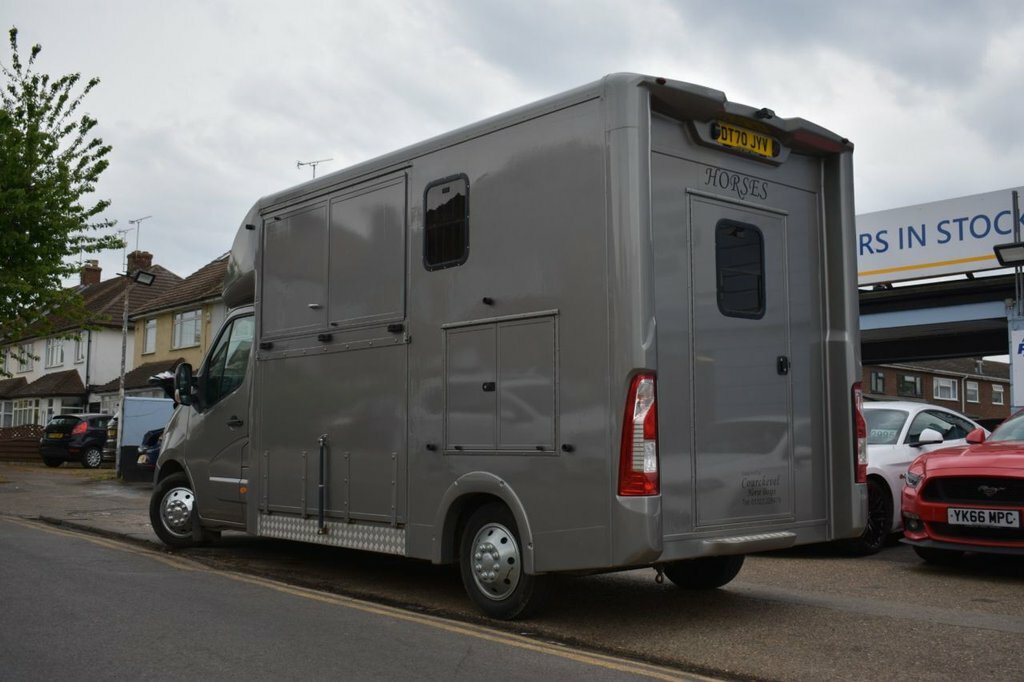 Vauxhall Movano 2.3L Edition DT70JYV Silver #4