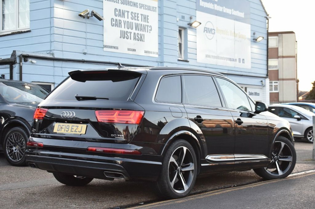 Audi Q7 3L Black Edition DF19EZJ Black #4