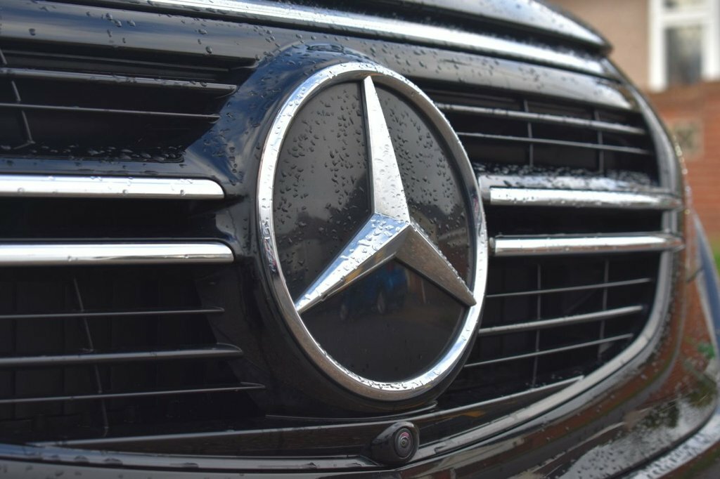 Mercedes-Benz EQC Suv WR72AHY Black #6