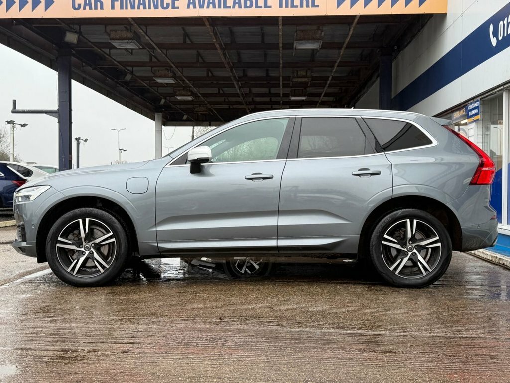 Volvo XC60 2L R-design CT68FZV Grey #5