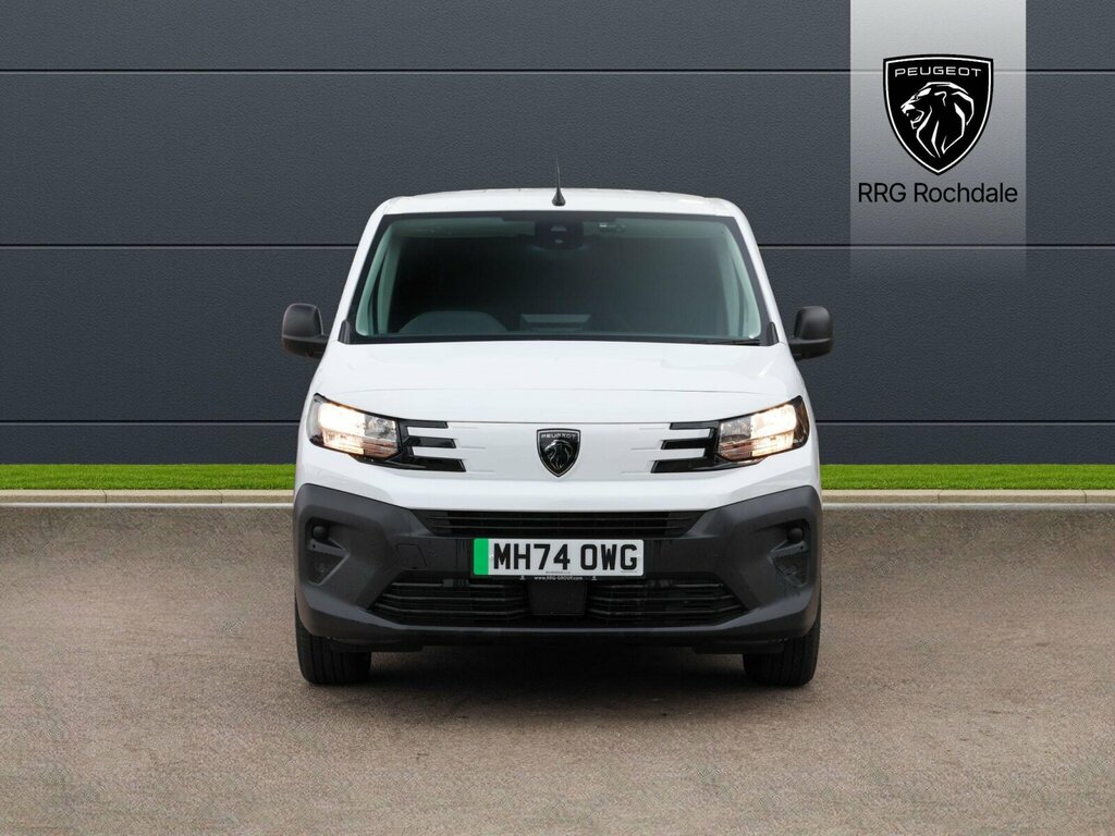 Peugeot E-Partner 800 52Kwh Professional Standard Panel Van Swb White #2