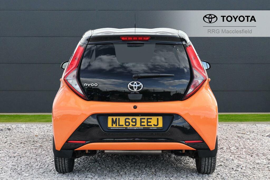 Toyota Aygo 1.0 Vvt-i X-cite Euro 6 ML69EEJ Orange #6