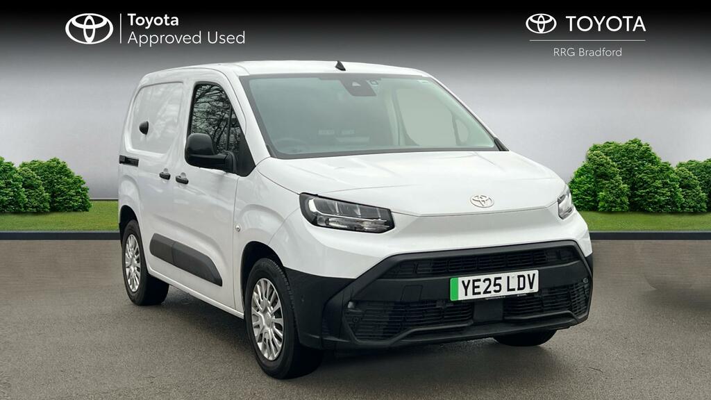 Toyota Proace City 50Kwh Icon Short Panel Van Swb 6Dr White