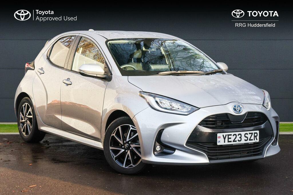 Toyota Yaris 1.5 Vvt-h Design E-cvt Euro 6 Ss Silver