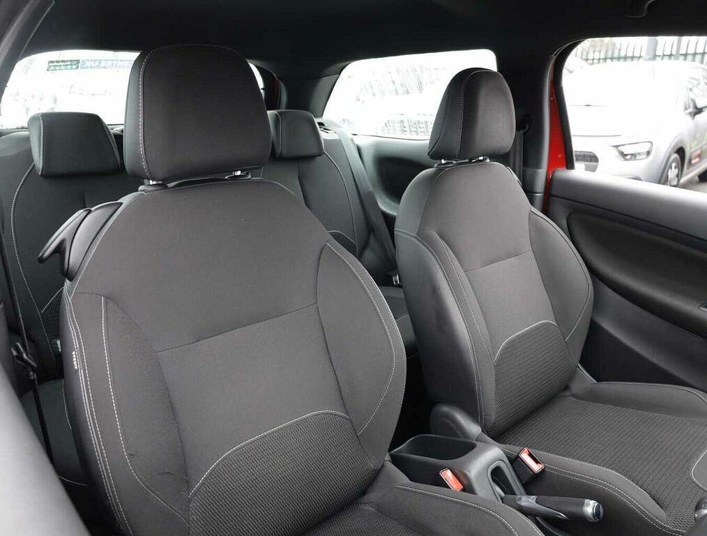 DS DS 3 1.2 Puretech Dstyle Nav Red #13