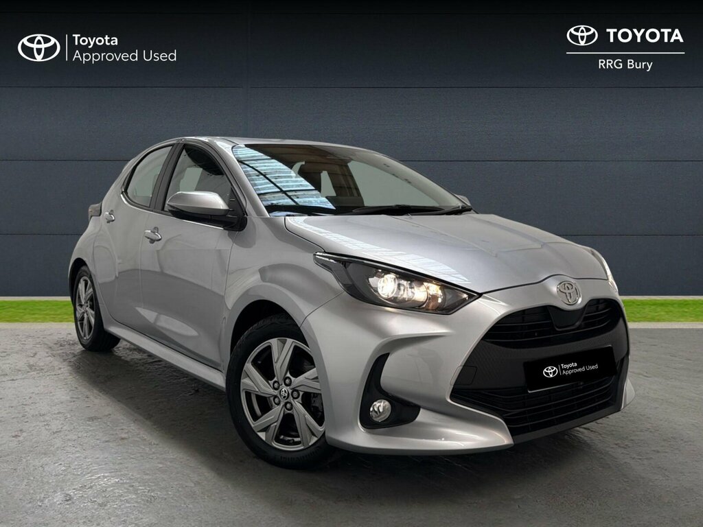 Toyota Yaris 1.5 Vvt-h Icon E-cvt Euro 6 Ss NA74HSV Silver