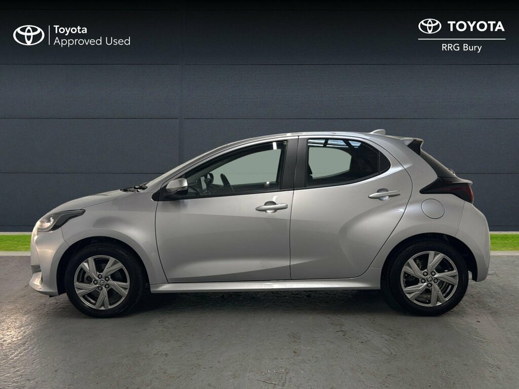 Toyota Yaris 1.5 Vvt-h Icon E-cvt Euro 6 Ss NA74HSV Silver #4