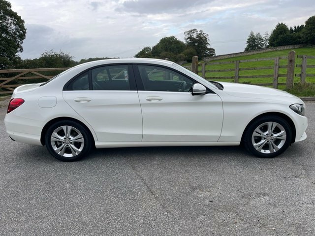 Mercedes-Benz C Class C220 D Se Executive YD65CYO White #4