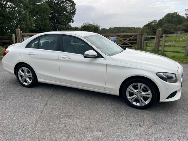 Mercedes-Benz C Class C220 D Se Executive YD65CYO White #3