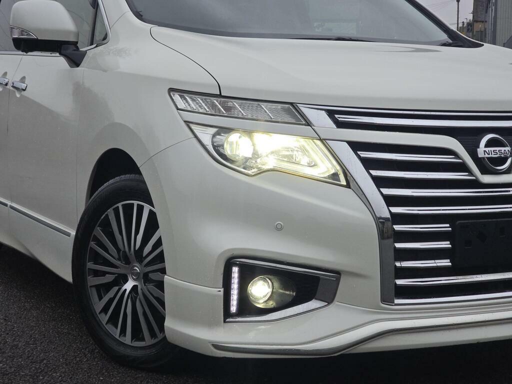 Nissan Elgrand Highway Star Tip 7Seats White #5