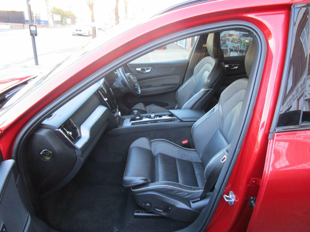 Volvo XC60 2.0 B4 Mhev R-design Awd Euro 6 Ss AX21EXT Red #5