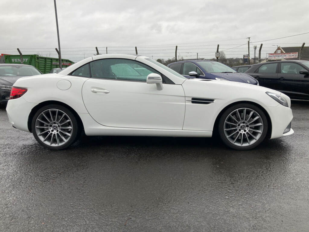 Mercedes-Benz SLC Slc 200 Amg Line White #2