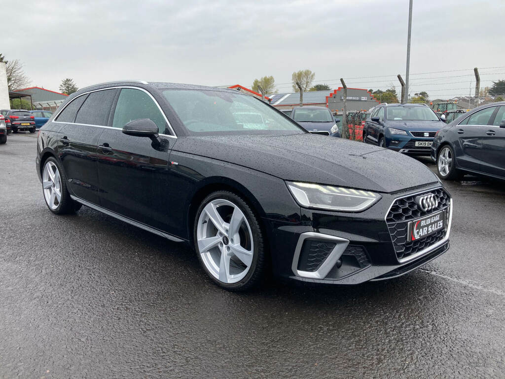 Audi A4 30 Tdi S Line S Tronic Black