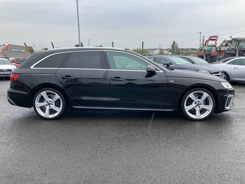 Audi A4 30 Tdi S Line S Tronic RV70LCC Black #2