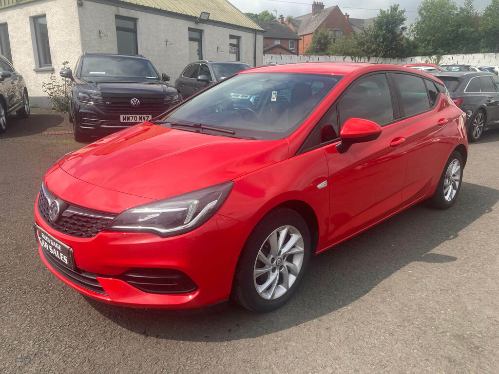 Vauxhall Astra 1.5 Turbo D 105 Business Edition Nav BN70HMY Red #3