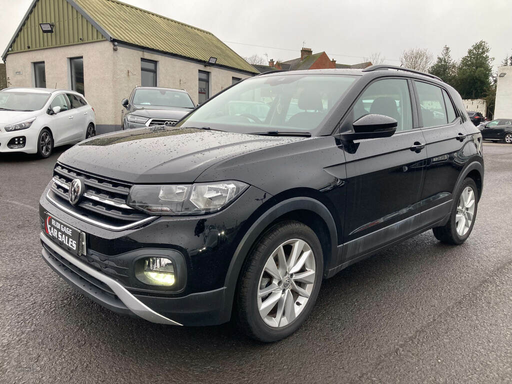 Volkswagen T-Cross 1.0 Tsi 115 Se EO20ZNS Black #4